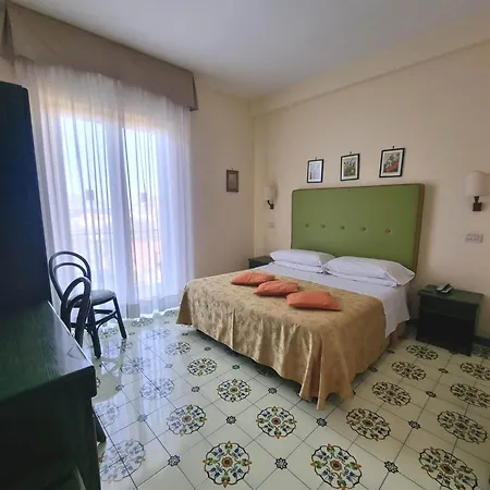 Girasole 3* Sorrento