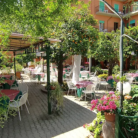 Girasole Hotell