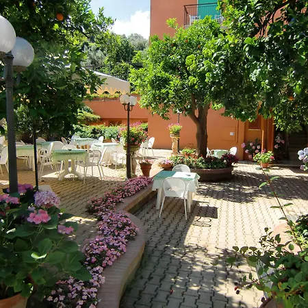 Girasole Hotell Sorrento