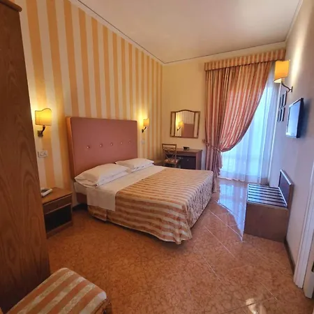 ホテル Girasole ソレント