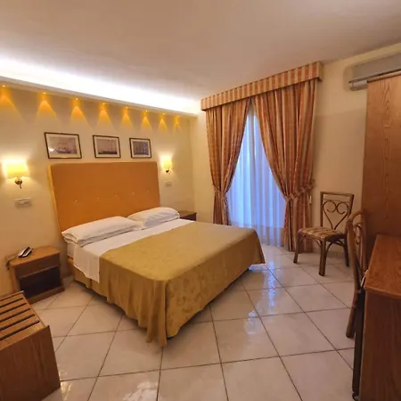 Girasole 3* Sorrent