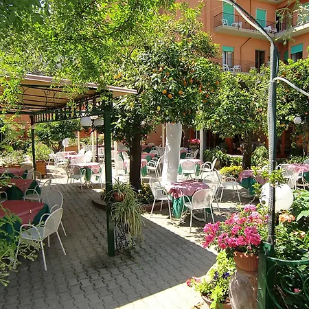 Girasole 3* Sorrento