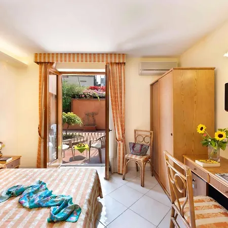 Girasole 3* Sorrento