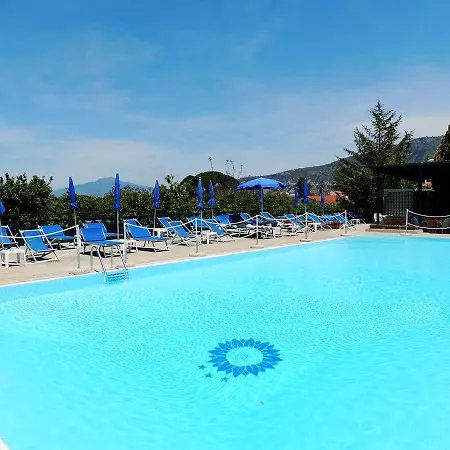 ホテル Girasole 3*