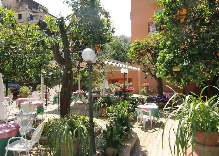 Girasole 3* Сорренто