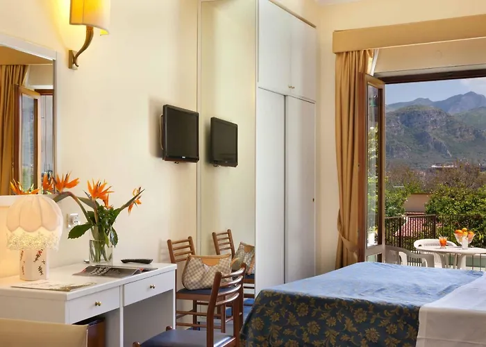 Girasole Сорренто