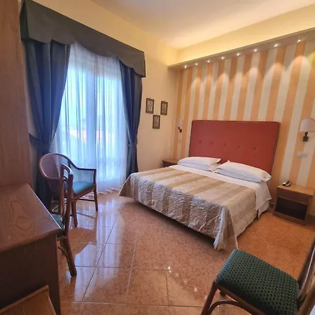 Girasole Hotel 3*